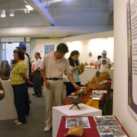 20061003_0061校慶文物特展(秘書室).